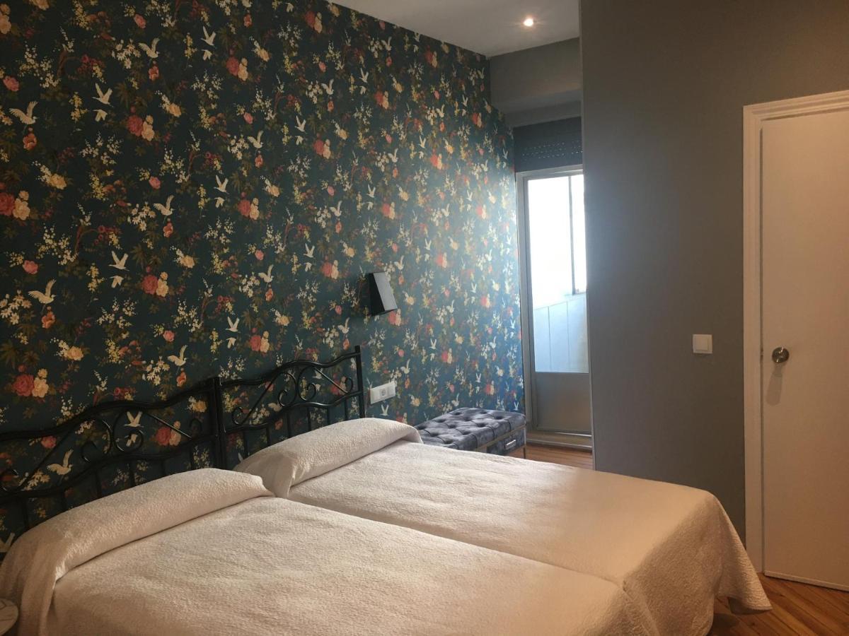 Hostal Avenida Madrid Buitenkant foto