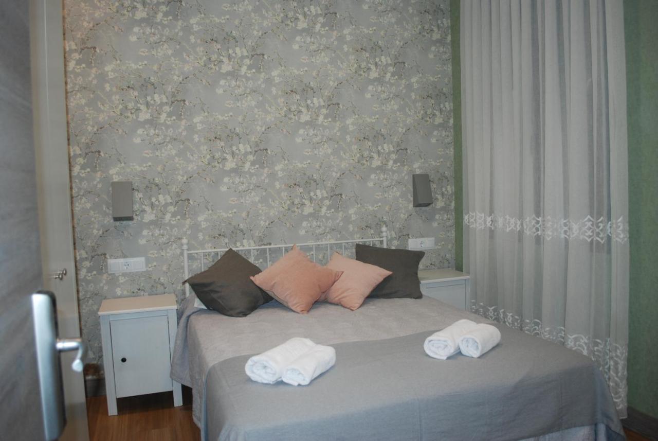 Hostal Avenida Madrid Buitenkant foto