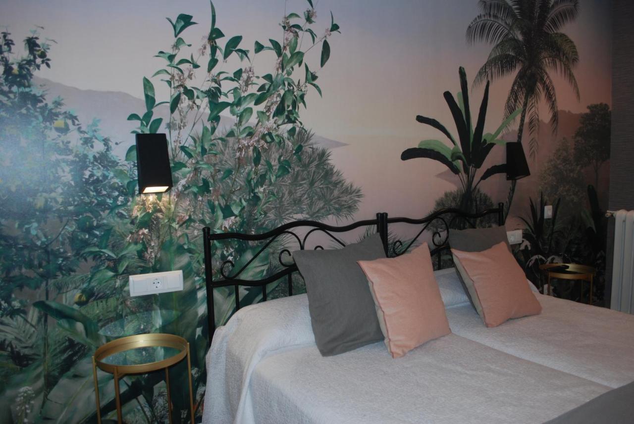 Hostal Avenida Madrid Buitenkant foto