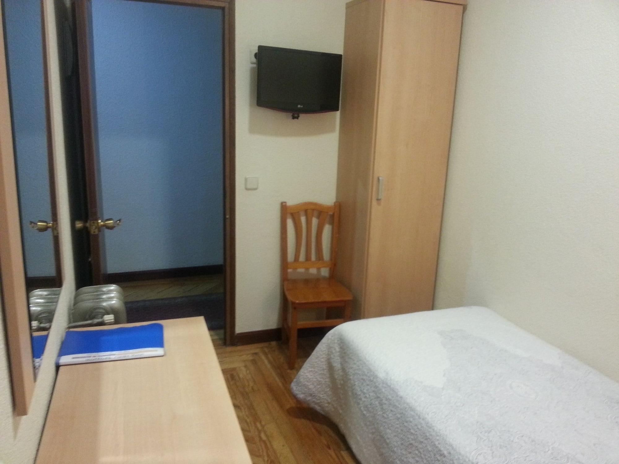 Hostal Avenida Madrid Buitenkant foto