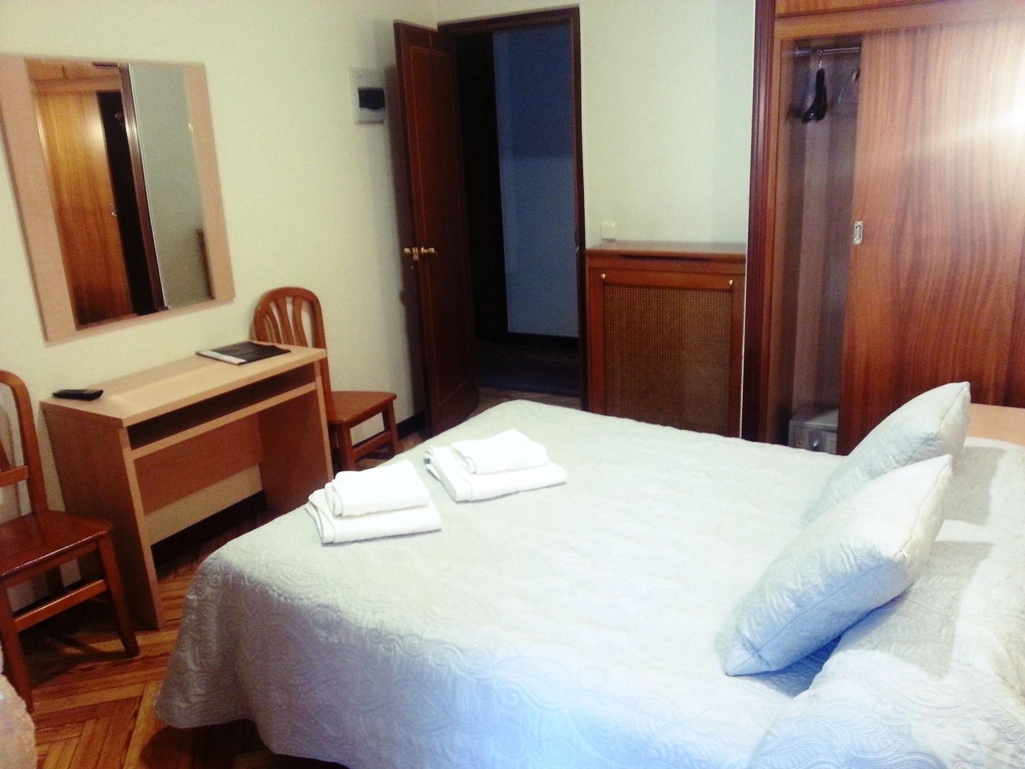 Hostal Avenida Madrid Buitenkant foto