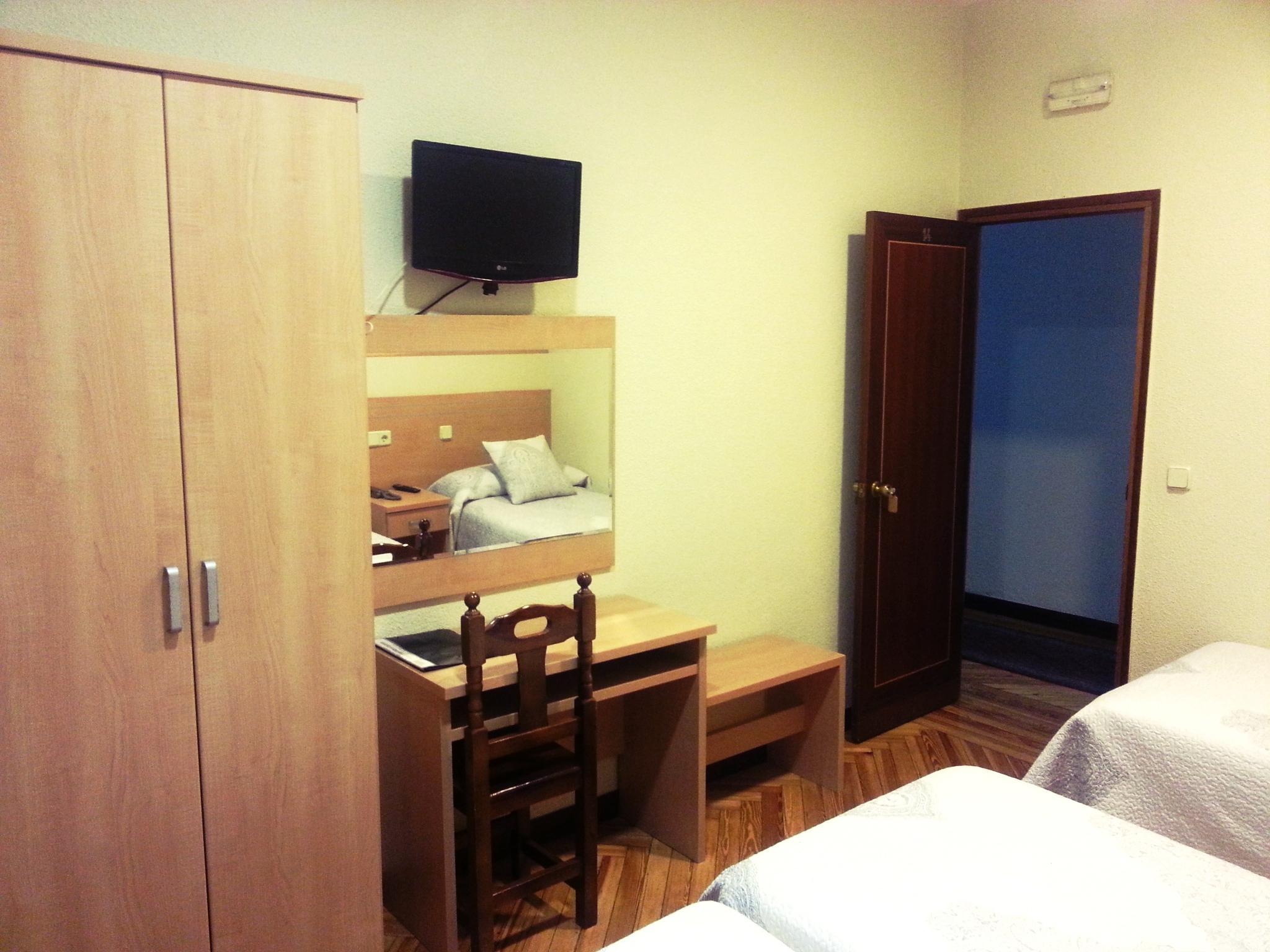Hostal Avenida Madrid Buitenkant foto