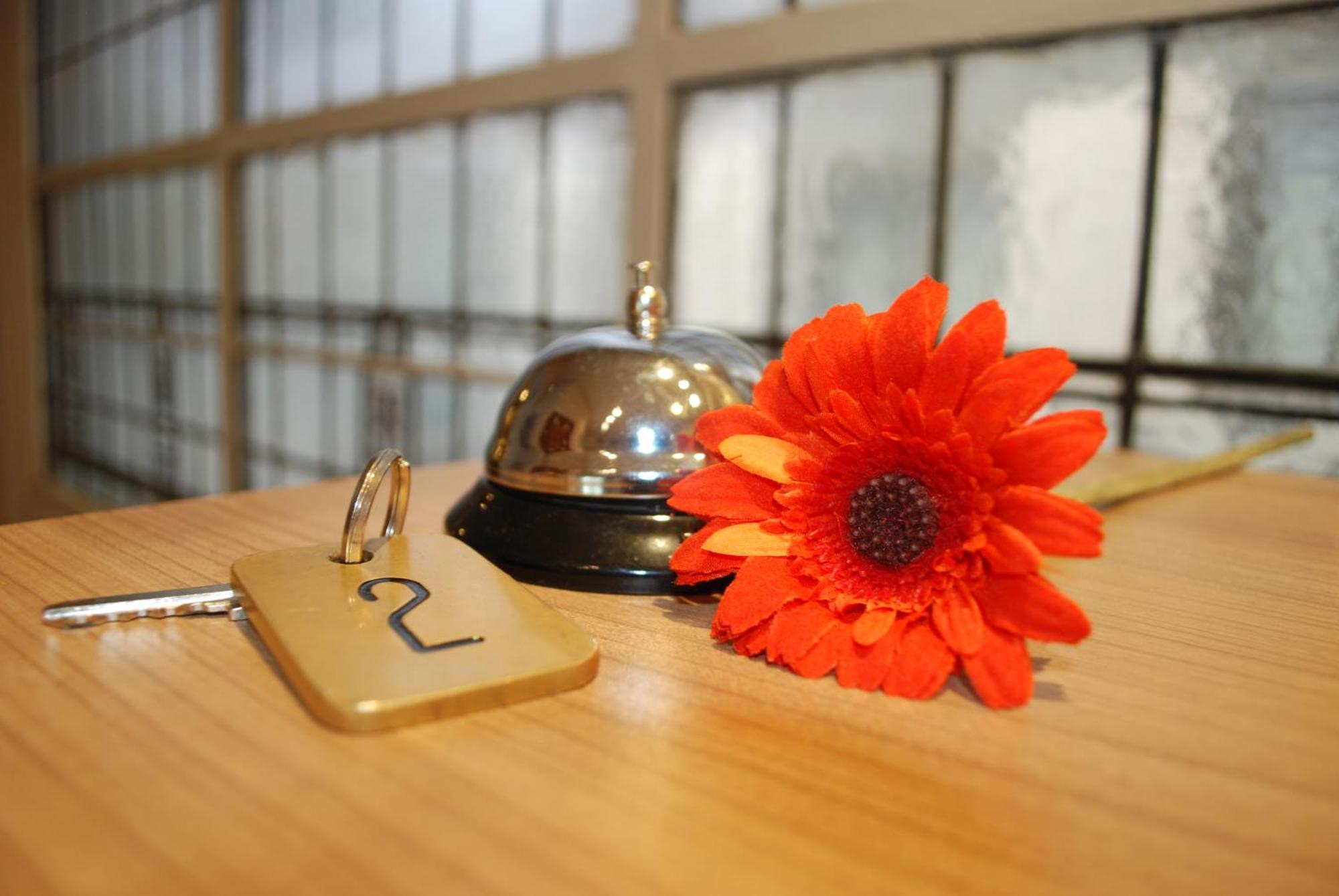 Hostal Avenida Madrid Buitenkant foto